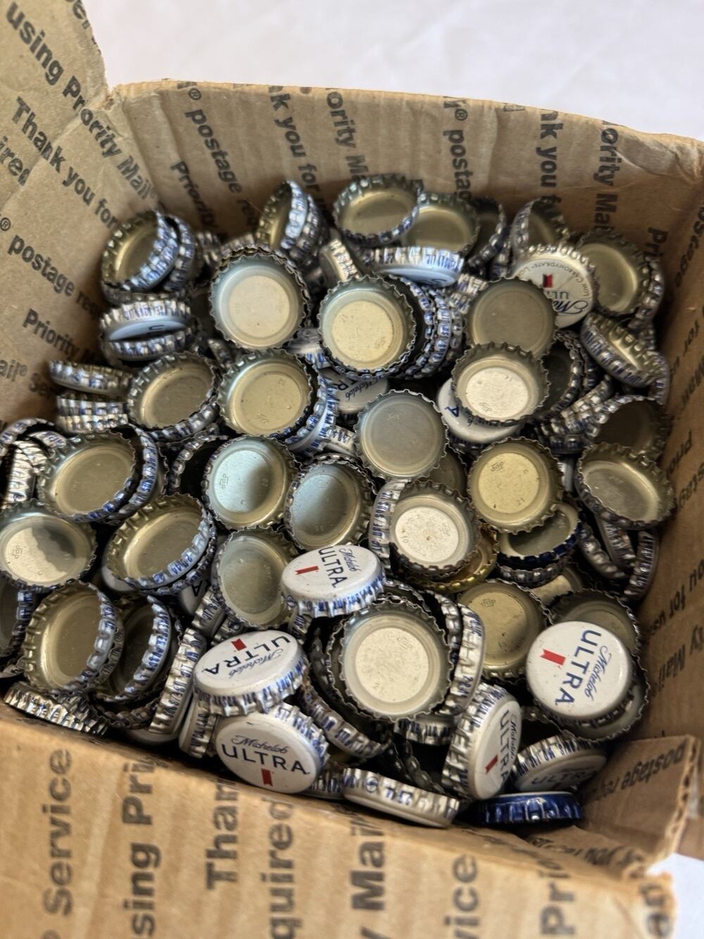 800 Michelob Ultra Beer Bottle Caps White No Dents Crafting Homebrew Bulk Lot